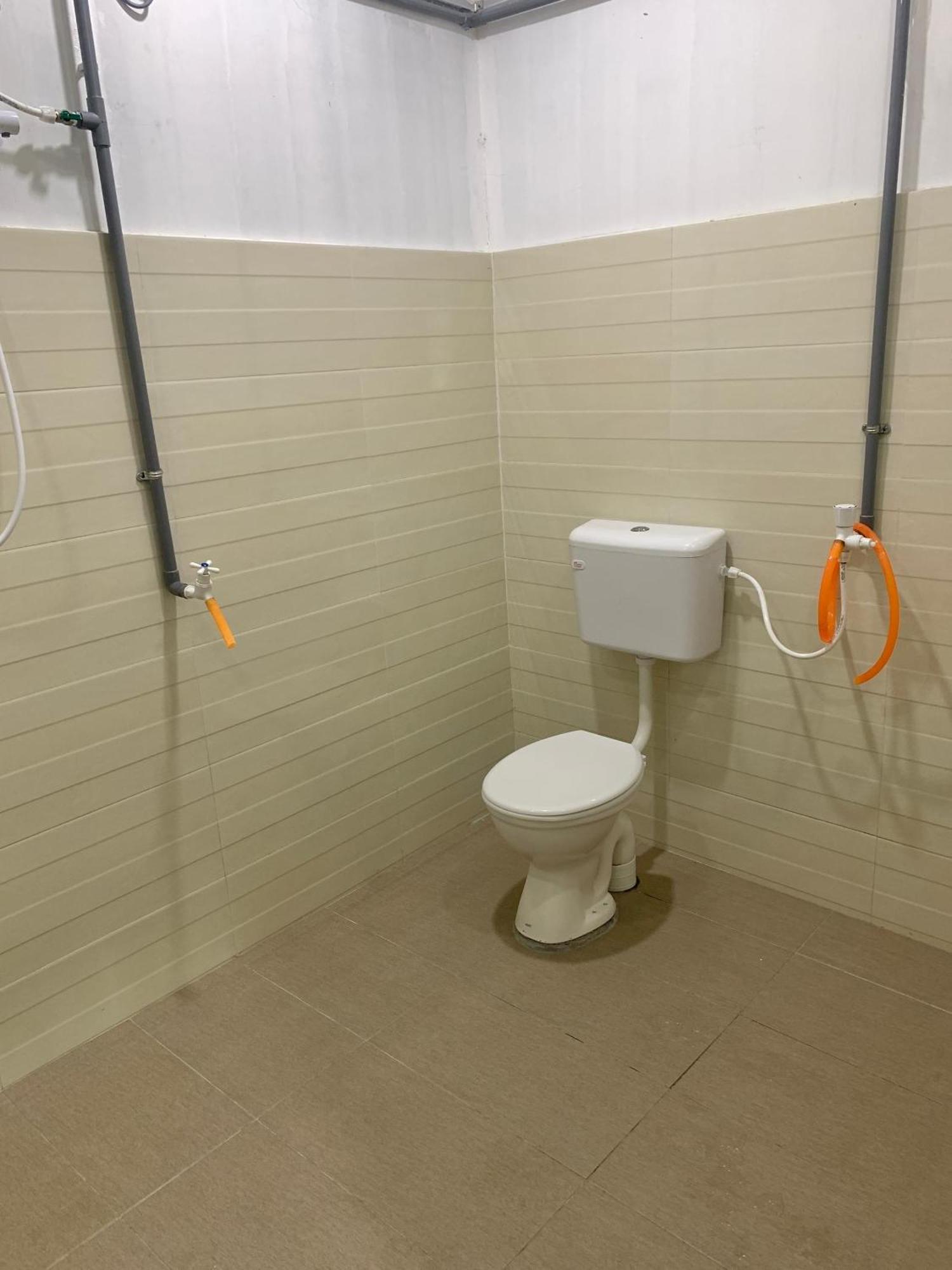 Tiara Inn Homestay 2 Tingkat Pontian Johor Pontian Besar Экстерьер фото
