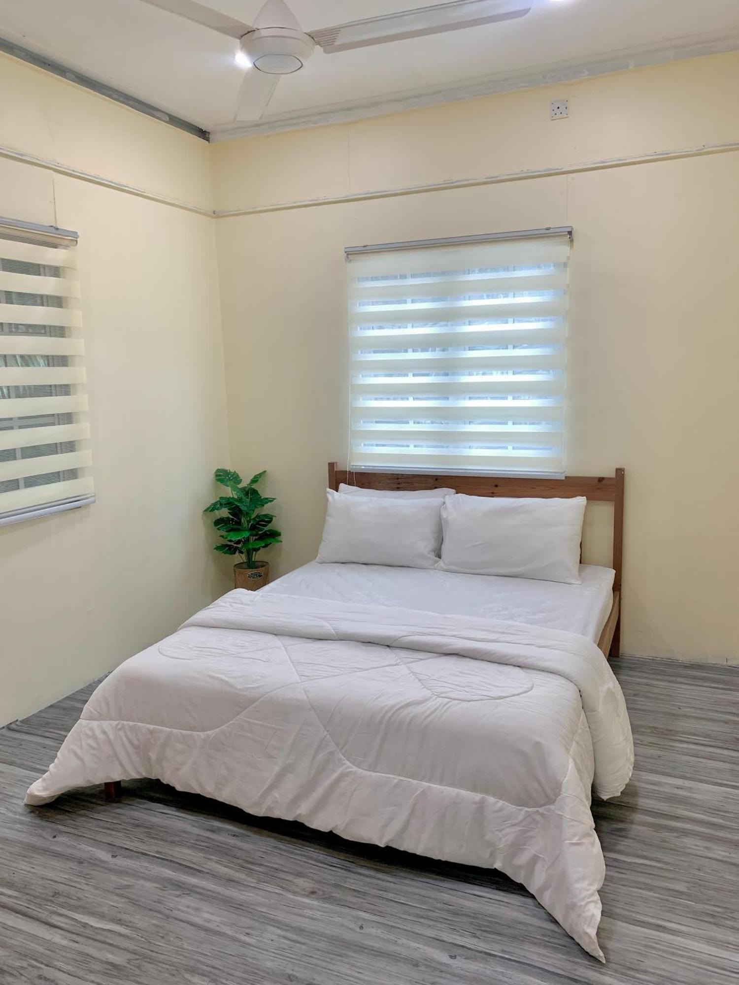 Tiara Inn Homestay 2 Tingkat Pontian Johor Pontian Besar Экстерьер фото